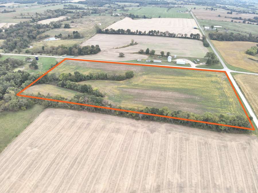 9± Acres of Fertile Farmland with Blacktop Frontage – West of Atlanta, MO
