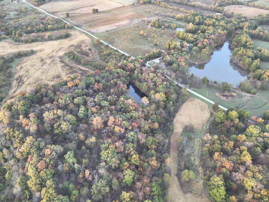 33± Acre Hurricane Creek Hunting Farm – Carroll County, MO