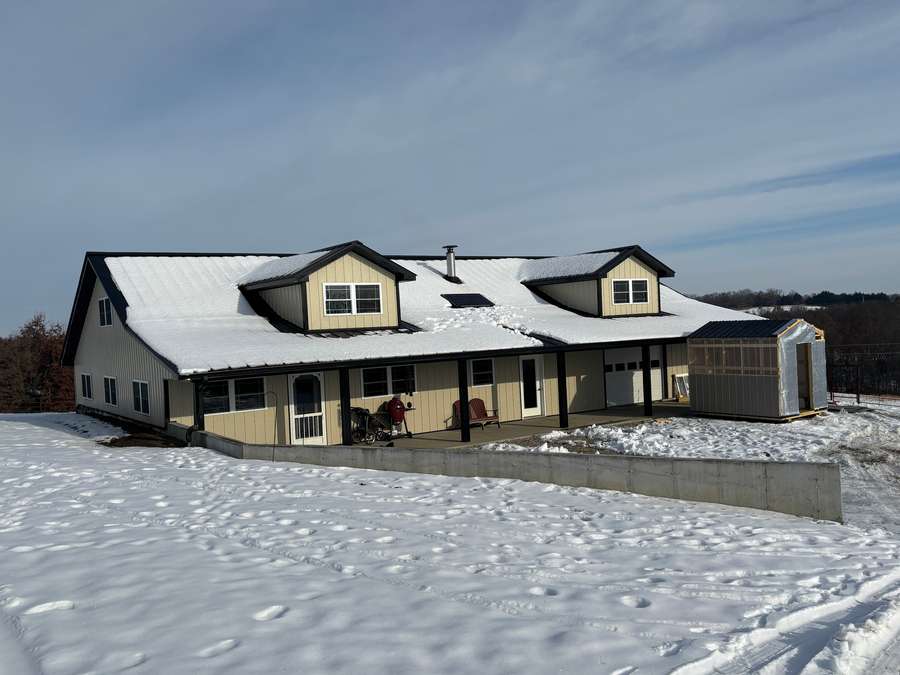 Country Home on 29 Rolling Acres